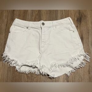 Spring Break Sale 3/15-3/21 -  White Frayed Hem Inc Denim Women’s Shorts-Size 8